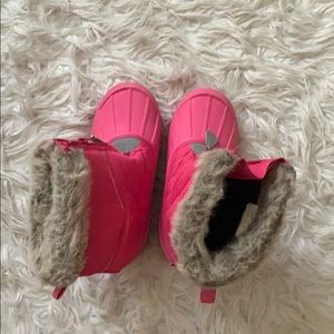 Snow boots!💫